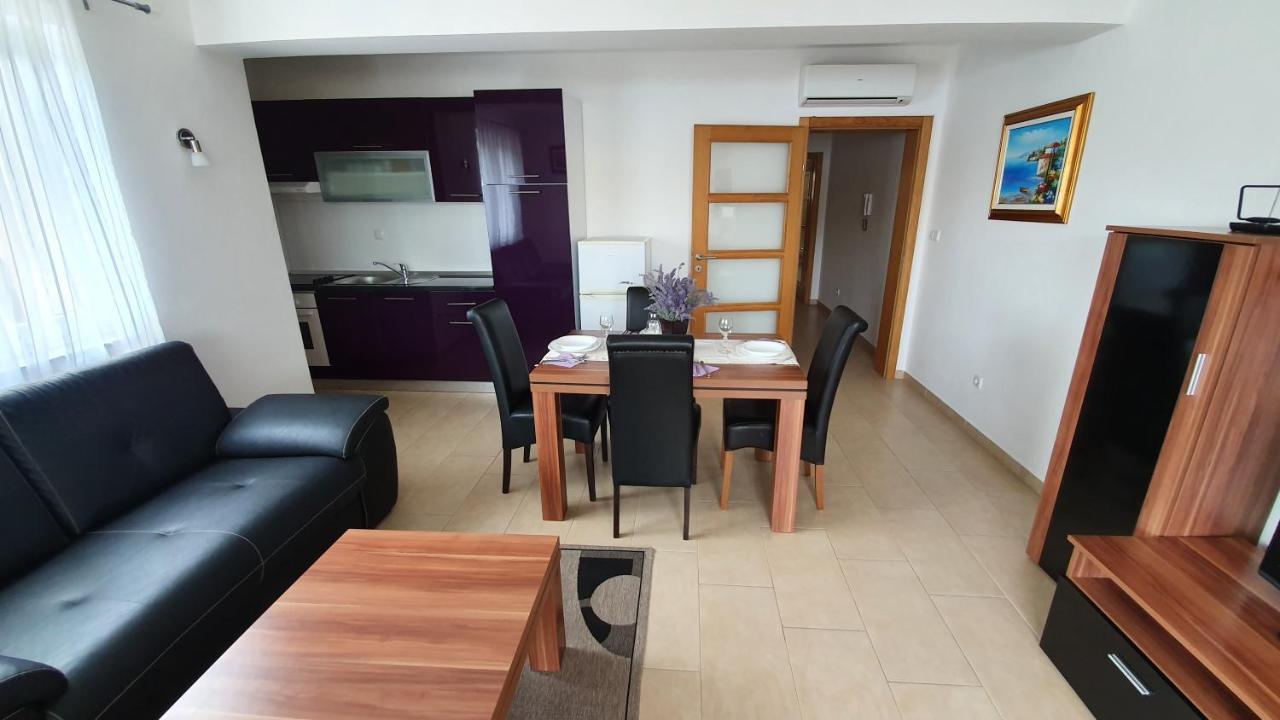 Apartments Augustin Pag Town Exterior photo