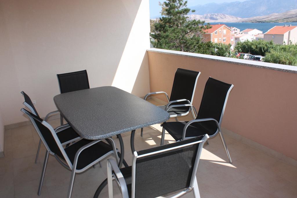 Apartments Augustin Pag Town Room photo